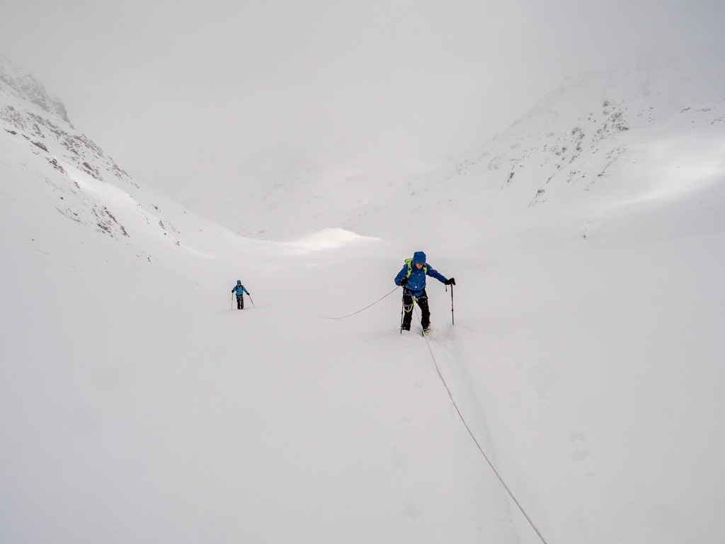 Direction le Tiroler Scharte de notre côté, en passant sur des glaciers (Jamtalferner)